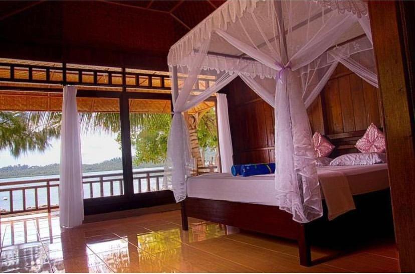 Bolilanga Island Resort - Togean Island Angkayo ภายนอก รูปภาพ