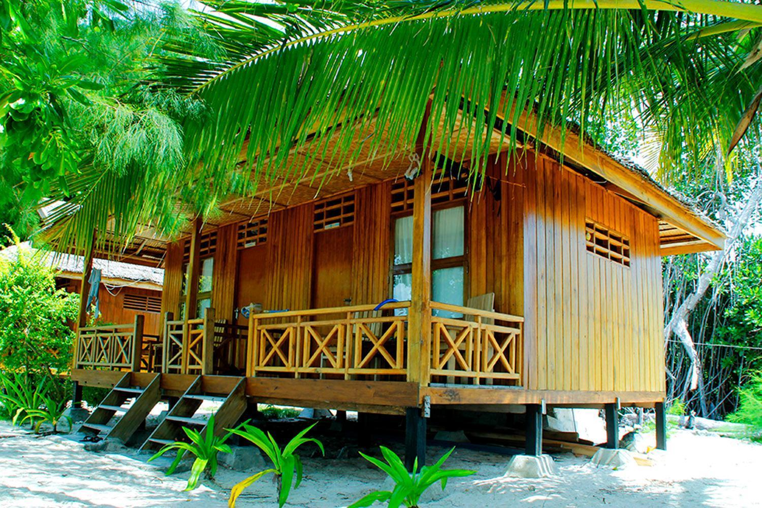 Bolilanga Island Resort - Togean Island Angkayo ภายนอก รูปภาพ